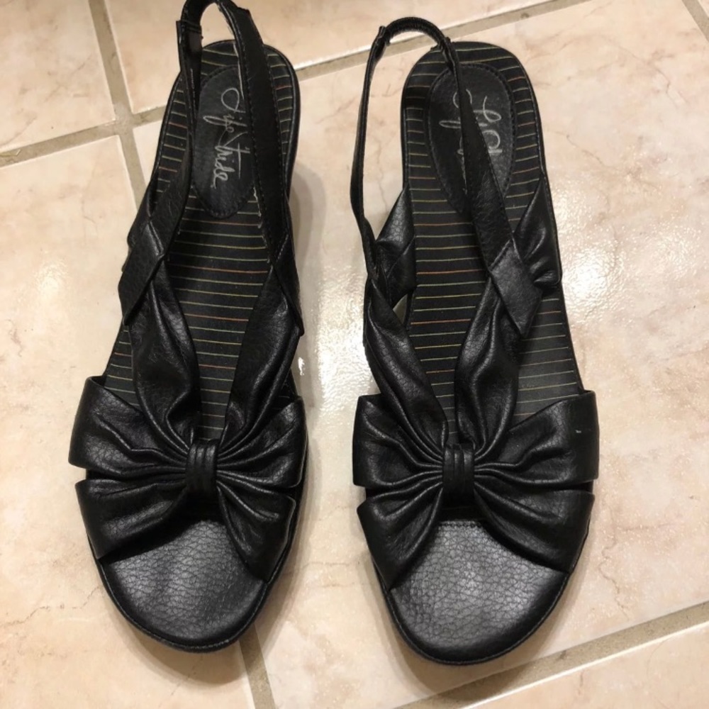 Black kitten heel